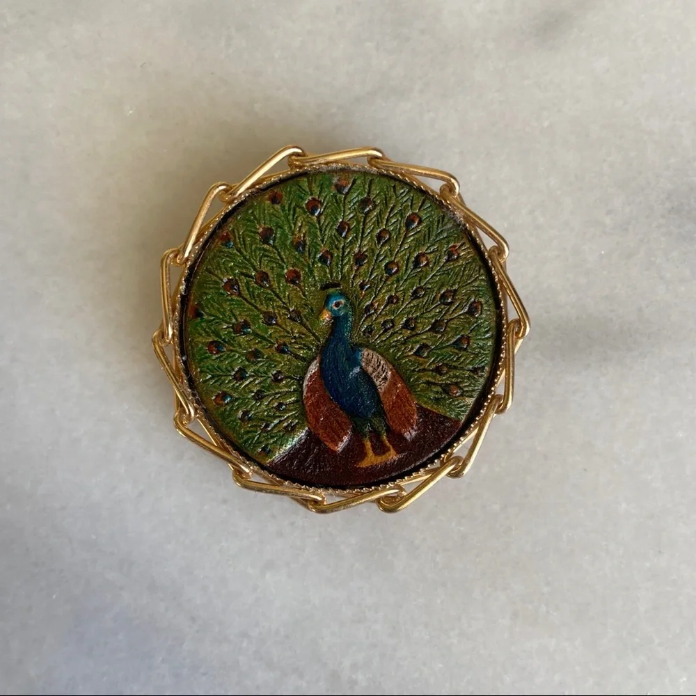 VINTAGE • Leather Peacock Brooch Hand Painted Gold Tone Bohemian Hippie Pin Cute - Picture 4 of 7